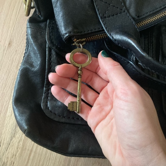 Fossil Leather Crossbody Purse - Picture 3 of 7